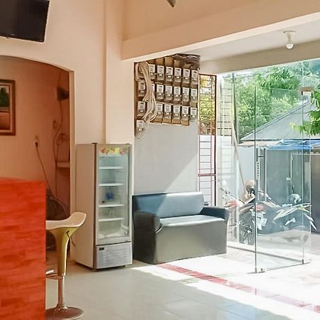 Waringin Residence Redpartner Медан Екстериор снимка