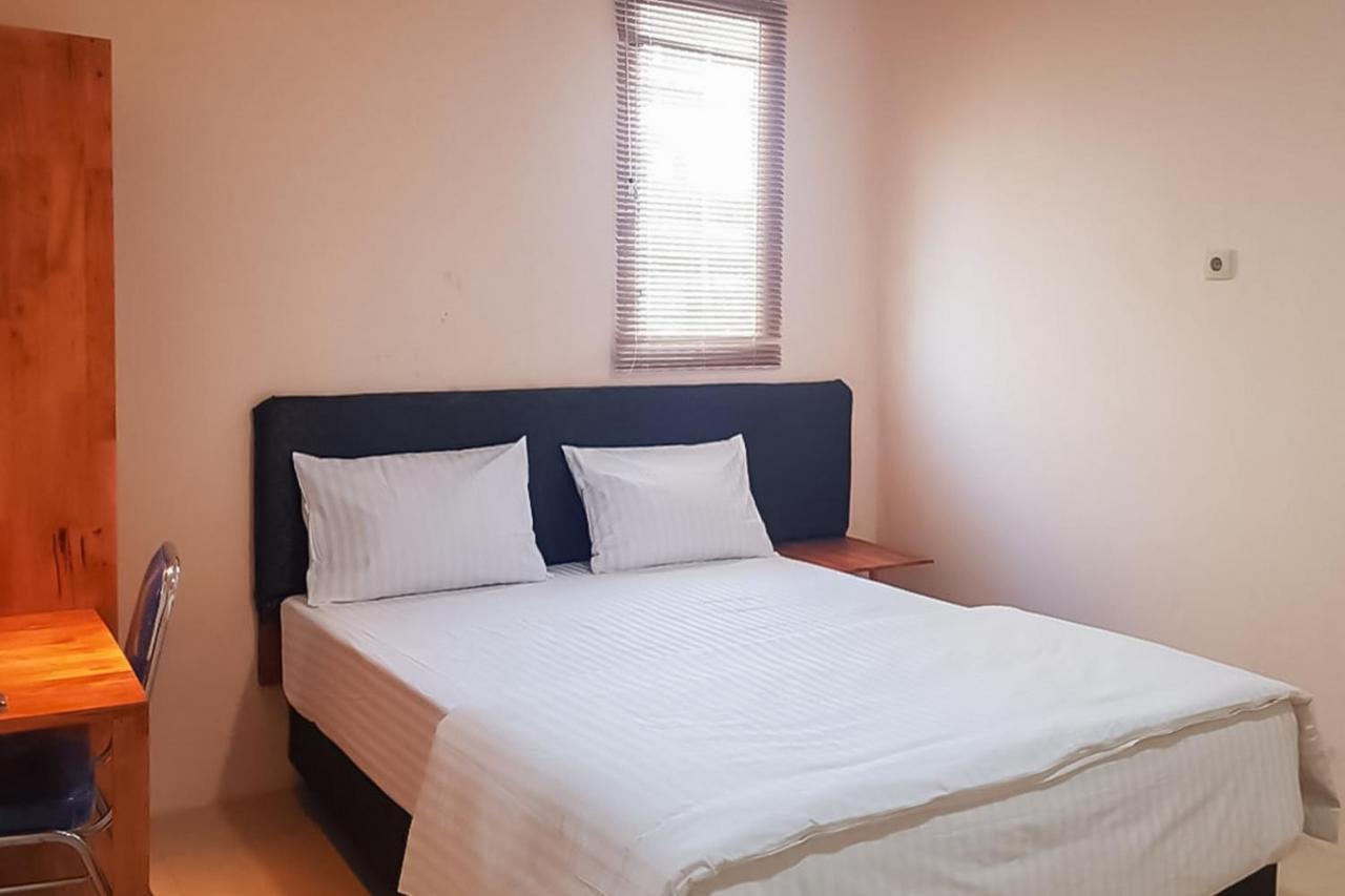 Waringin Residence Redpartner Медан Екстериор снимка